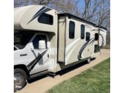 Call now about this 2017 Thor Motor Coach Freedom Elite 29FE! 2017 Thor Motor Coach Freedom Elite 29FE - Used Class C For Sale by Pop RVs in Le Claire, Iowa features Leveling Jacks, Generator, Slideout, Awning, Air Conditioning