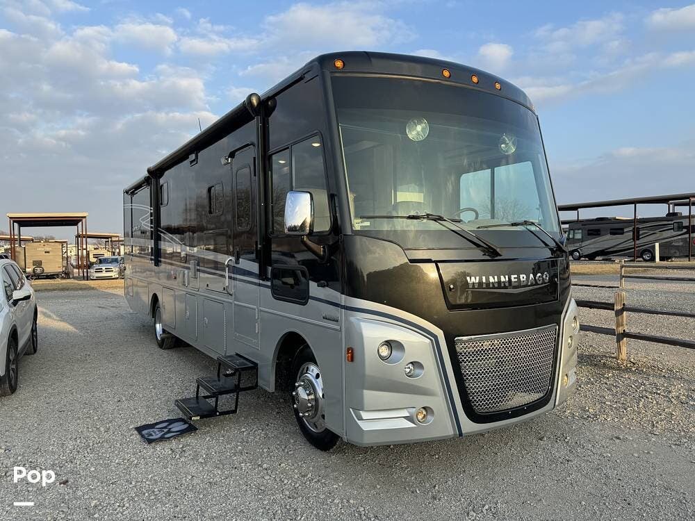 Contact us now about this 2022 Winnebago Adventurer 35F! 2022 Adventurer 35F by Winnebago from Pop RVs in Jonesboro, Texas