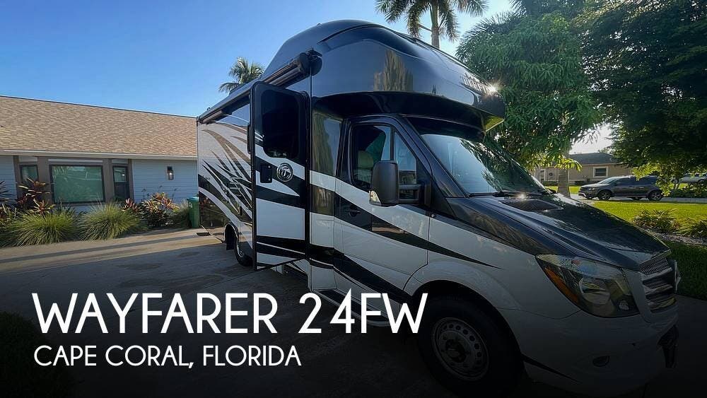 Email now about this 2018 Tiffin Wayfarer 24FW! Used 2018 Tiffin Wayfarer 24FW available in Cape Coral, Florida