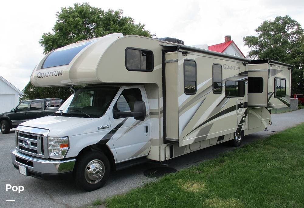 Call now about this 2020 Thor Motor Coach Quantum KW29! 2020 Thor Motor Coach Quantum KW29 - Used Class C For Sale by Pop RVs in Bridgeville, Delaware features Slideout, Awning, Generator, Air Conditioning