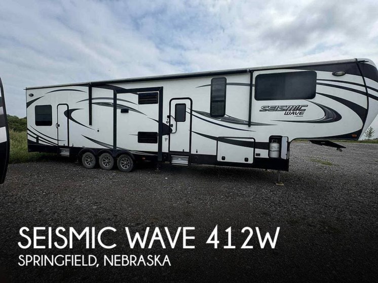 Email now about this 2016 Jayco Seismic Wave 412W! Used 2016 Jayco Seismic Wave 412W available in Springfield, Nebraska