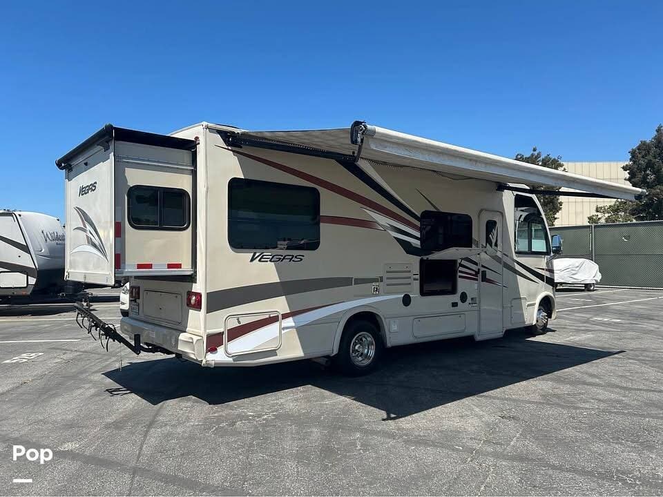 Call now about this 2018 Thor Motor Coach Vegas 25.2! 2018 Thor Motor Coach Vegas 25.2 - Used Class A For Sale by Pop RVs in Seal Beach, California features Slideout, Generator, Air Conditioning