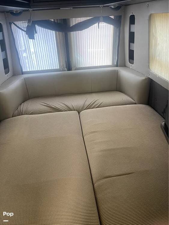 Call now about this 2014 Great West Vans legend ex 3500! 2014 Great West Vans legend ex 3500 - Used Class B For Sale by Pop RVs in Naples, Florida features Air Conditioning, Generator