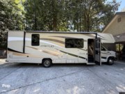 Call now about this 2019 Coachmen Leprechaun 311FS! 2019 Coachmen Leprechaun 311FS - Used Class C For Sale by Pop RVs in Portland, Oregon features Generator, Awning, Slideout, Leveling Jacks, Air Conditioning