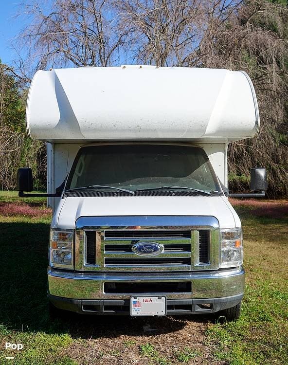 Contact us now about this 2020 Thor Motor Coach Four Winds 22E! 2020 Four Winds 22E by Thor Motor Coach from Pop RVs in Worton, Maryland
