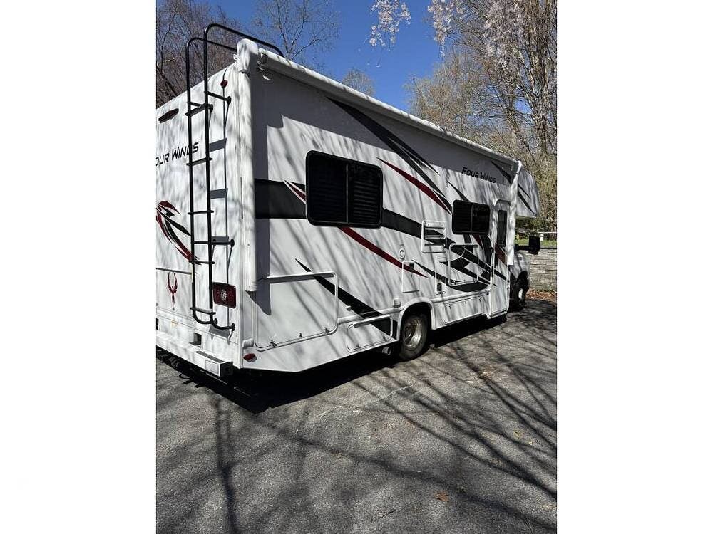 Contact us now about this 2023 Thor Motor Coach Four Winds 25V! 2023 Four Winds 25V by Thor Motor Coach from Pop RVs in Hardwick, New Jersey
