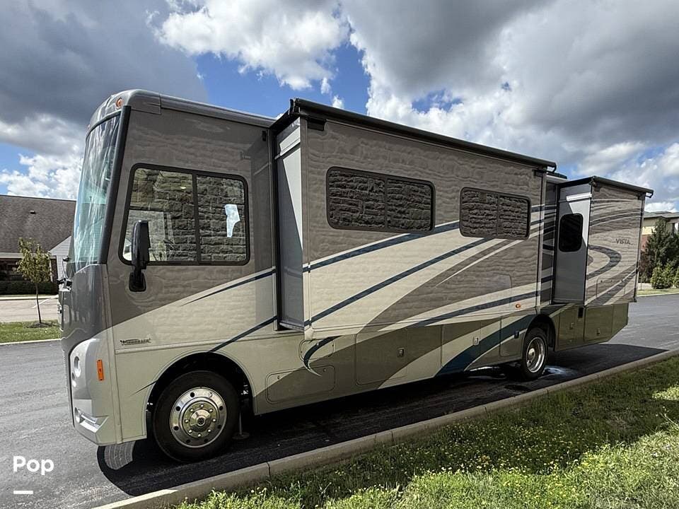 Used 2015 Winnebago Vista 35B available in Powell, Ohio