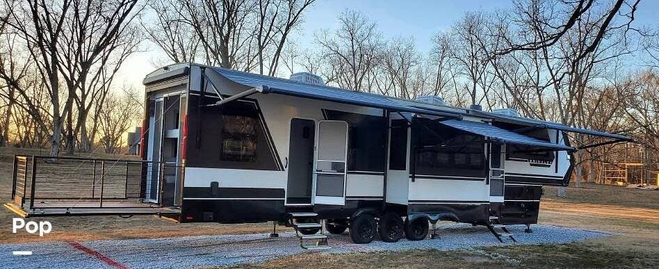 Contact us now about this 2024 Miscellaneous Brinkley G 4000! 2024 Brinkley G 4000 by Miscellaneous from Pop RVs in Milner, Georgia
