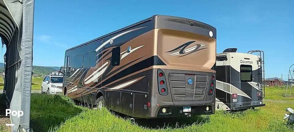 Contact us now about this 2016 Holiday Rambler Vacationer 35DK! 2016 Vacationer 35DK by Holiday Rambler from Pop RVs in Gilroy, California