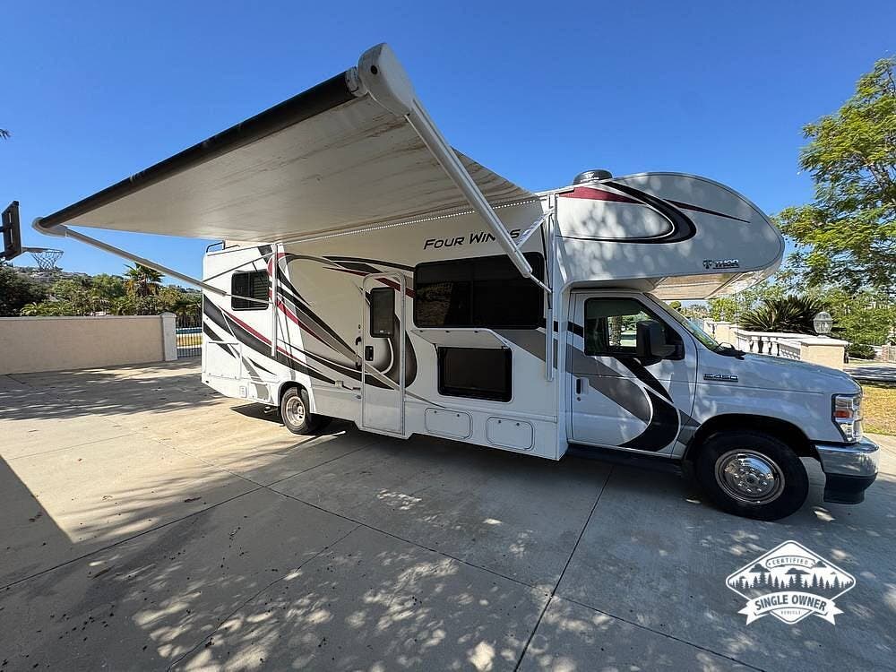 Contact us now about this 2021 Thor Motor Coach Four Winds 28Z! 2021 Four Winds 28Z by Thor Motor Coach from Pop RVs in Rowland Heights, California