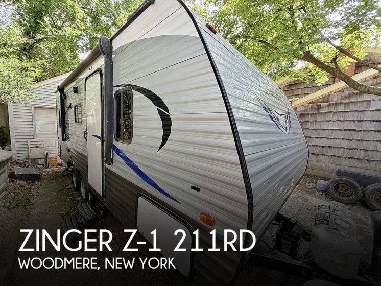 Email now about this 2017 CrossRoads Zinger Z-1 211RD! Used 2017 CrossRoads Zinger Z-1 211RD available in Woodmere, New York