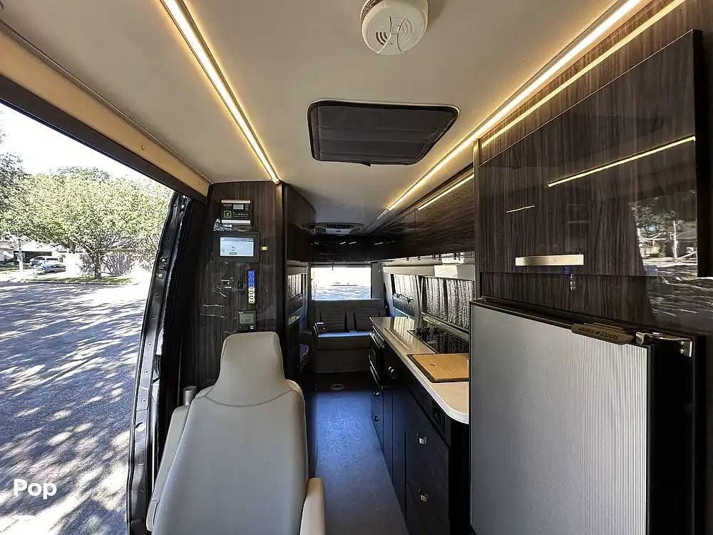 Contact us now about this 2022 Winnebago Era 70B! 2022 Era 70B by Winnebago from Pop RVs in Ransom Canyon, Texas