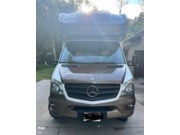 Call now about this 2016 Winnebago View 24J! 2016 Winnebago View 24J - Used Class C For Sale by Pop RVs in Kaukauna, Wisconsin features Awning, Slideout, Air Conditioning, Generator