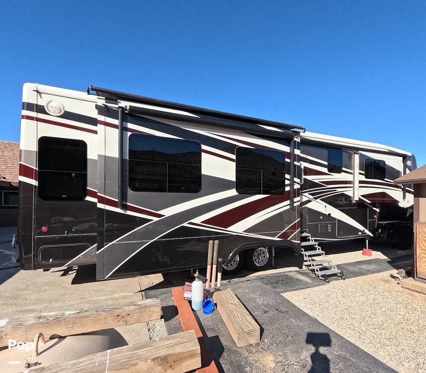 Used 2017 DRV Mobile Suites 38RSSA available in Acton, California