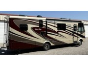 Call now about this 2014 Newmar Bay Star 3215! 2014 Newmar Bay Star 3215 - Used Class A For Sale by Pop RVs in Bixby, Oklahoma features Awning, Generator, Slideout, Air Conditioning, Leveling Jacks