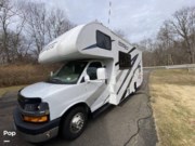 Call now about this 2021 Thor Motor Coach Freedom Elite 22FE! 2021 Thor Motor Coach Freedom Elite 22FE - Used Class C For Sale by Pop RVs in Southbury, Connecticut features Awning, Air Conditioning, Generator