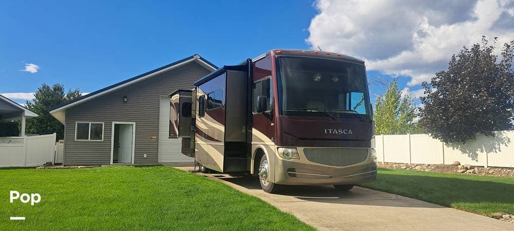 Used 2014 Itasca Sunova 33C available in Post Falls, Idaho