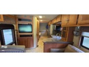 Call now about this 2009 Itasca Suncruiser 32H! 2009 Itasca Suncruiser 32H - Used Class A For Sale by Pop RVs in Howe, Texas features Awning, Leveling Jacks, Air Conditioning, Generator, Slideout