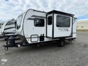 Call now about this 2025 Dutchmen Kodiak CUB 170BH! 2025 Dutchmen Kodiak CUB 170BH - Used Travel Trailer For Sale by Pop RVs in Anchorage, Alaska features Air Conditioning, Leveling Jacks, Awning, Slideout