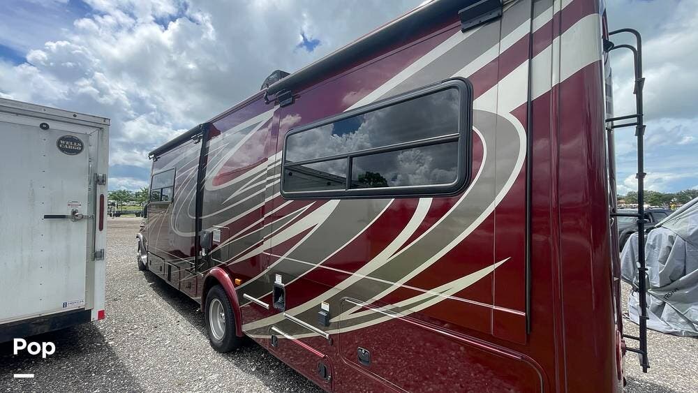 Contact us now about this 2020 Coachmen Concord 300TS! 2020 Concord 300TS by Coachmen from Pop RVs in Cape Coral, Florida