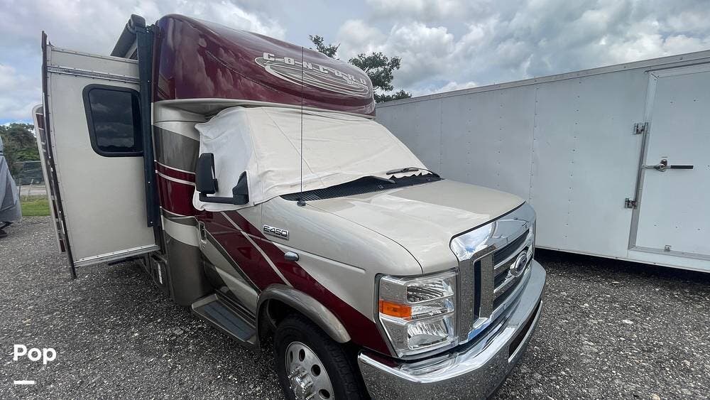Call now about this 2020 Coachmen Concord 300TS! 2020 Coachmen Concord 300TS - Used Class C For Sale by Pop RVs in Cape Coral, Florida features Slideout, Awning, Air Conditioning, Generator, Leveling Jacks