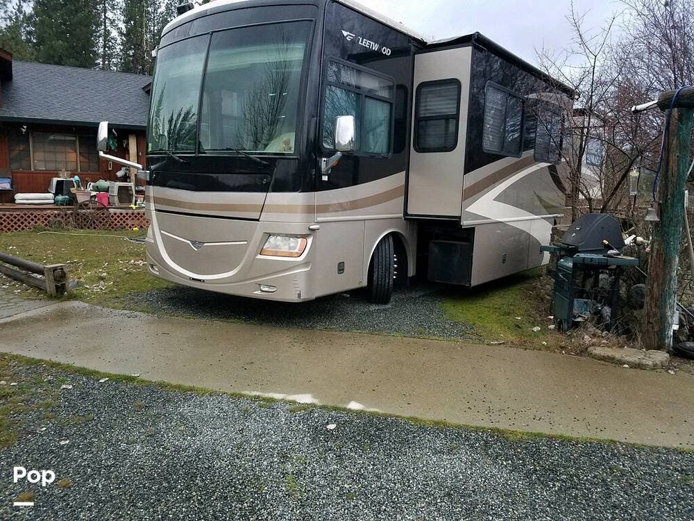 Call now about this 2007 Fleetwood Discovery 39S! 2007 Fleetwood Discovery 39S - Used Diesel Pusher For Sale by Pop RVs in Gerber, California features Awning, Air Conditioning, Leveling Jacks, Generator, Slideout