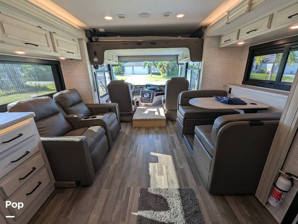 Contact us now about this 2024 Jayco Precept 31UL! 2024 Precept 31UL by Jayco from Pop RVs in Port Charlotte, Florida