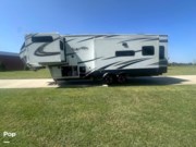 Contact us now about this 2022 Grand Design Solitude 310GK-R! 2022 Solitude 310GK-R by Grand Design from Pop RVs in Smithville, Tennessee
