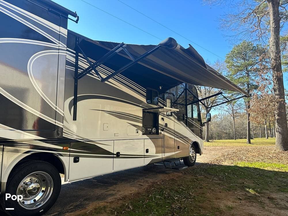 Contact us now about this 2014 Thor Motor Coach Challenger 36FD! 2014 Challenger 36FD by Thor Motor Coach from Pop RVs in Marshall, Texas