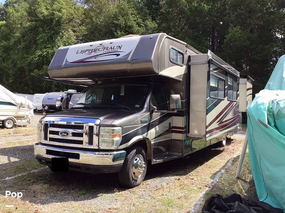 Used 2012 Coachmen Leprechaun 319DS available in Lorton, Virginia