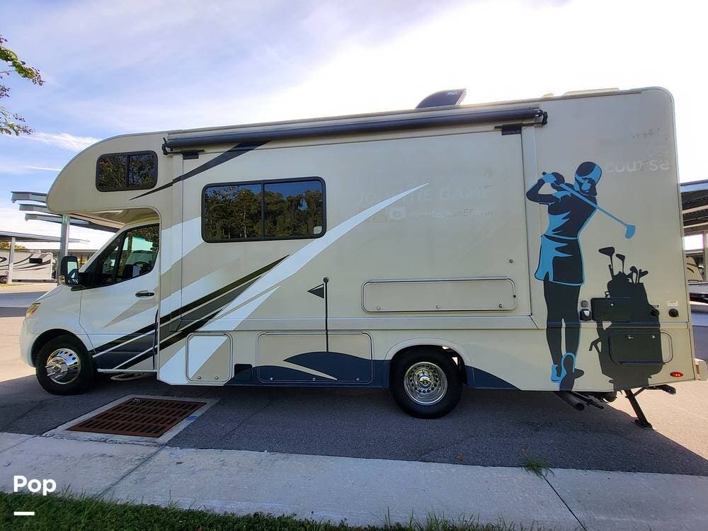Call now about this 2022 Thor Motor Coach Quantum MB24! 2022 Thor Motor Coach Quantum MB24 - Used Class C For Sale by Pop RVs in Orlando, Florida features Slideout, Generator, Air Conditioning, Awning