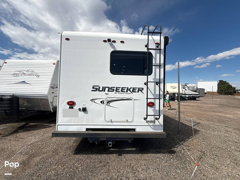 Call now about this 2018 Forest River Sunseeker 2290S! 2018 Forest River Sunseeker 2290S - Used Class C For Sale by Pop RVs in Aurora, Colorado features Awning, Slideout, Air Conditioning, Generator
