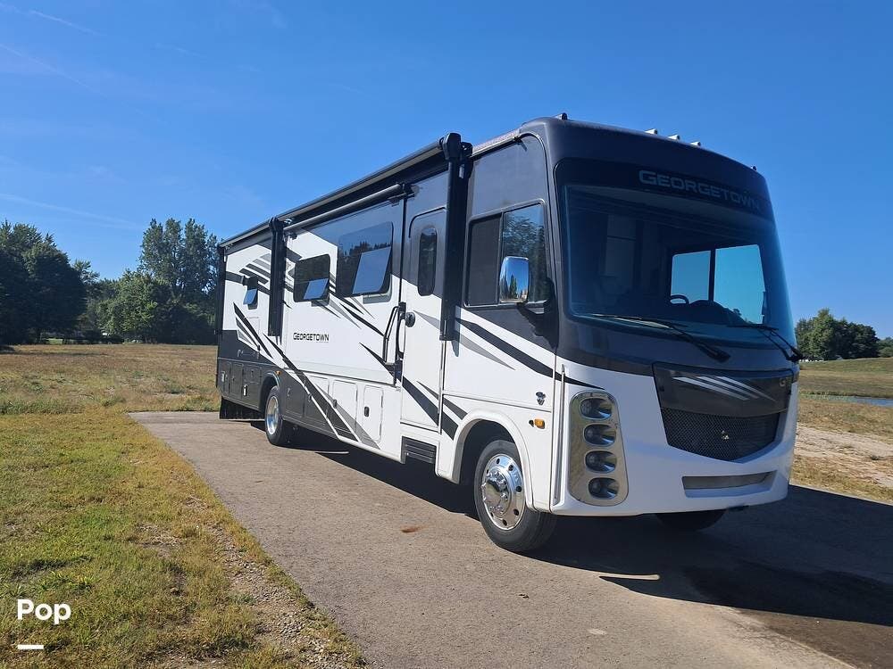 Used 2021 Georgetown GT5 34H5 available in Adrian, Michigan