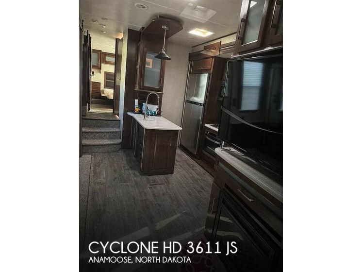 Email now about this 2018 Heartland Cyclone HD 3611 JS! Used 2018 Heartland Cyclone HD 3611 JS available in Anamoose, North Dakota