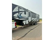 Call now about this 2018 Heartland Cyclone HD 3611 JS! 2018 Heartland Cyclone HD 3611 JS - Used Toy Hauler For Sale by Pop RVs in Anamoose, North Dakota features Generator, Awning, Air Conditioning, Leveling Jacks, Slideout