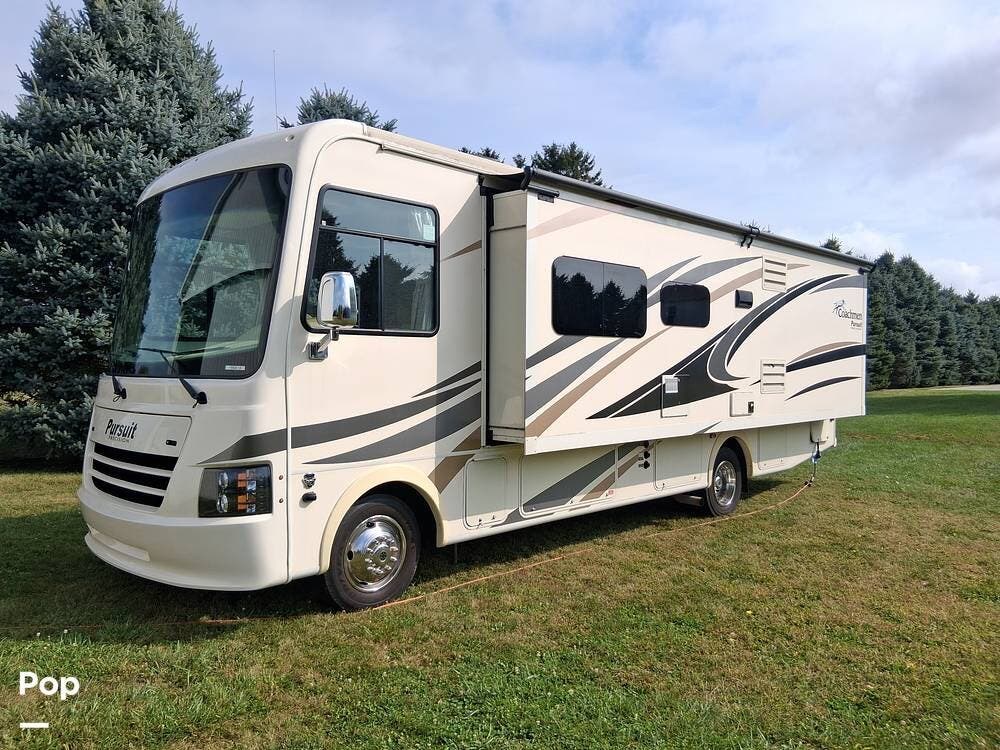 Call now about this 2018 Coachmen Pursuit Precision 29SS! 2018 Coachmen Pursuit Precision 29SS - Used Class A For Sale by Pop RVs in Birch Run, Michigan features Leveling Jacks, Air Conditioning, Slideout, Generator, Awning