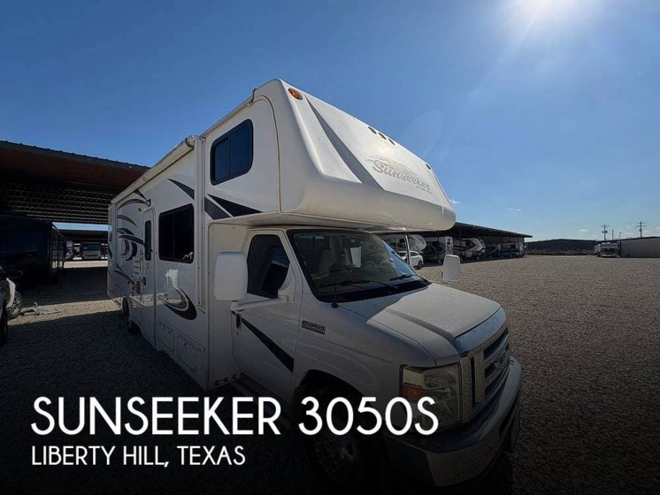 Email now about this 2014 Forest River Sunseeker 3050S! Used 2014 Forest River Sunseeker 3050S available in Liberty Hill, Texas