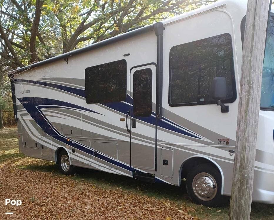 Call now about this 2024 Entegra Coach Vision 29S! 2024 Entegra Coach Vision 29S - Used Class A For Sale by Pop RVs in Mason, Michigan features Awning, Slideout, Generator, Air Conditioning, Leveling Jacks