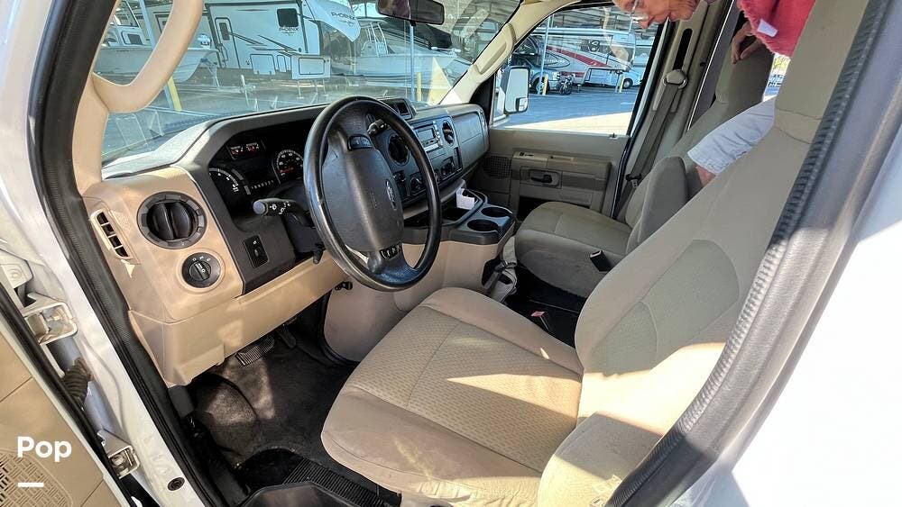 Used 2011 Fleetwood Tioga Ranger 25G available in Parrish, Florida