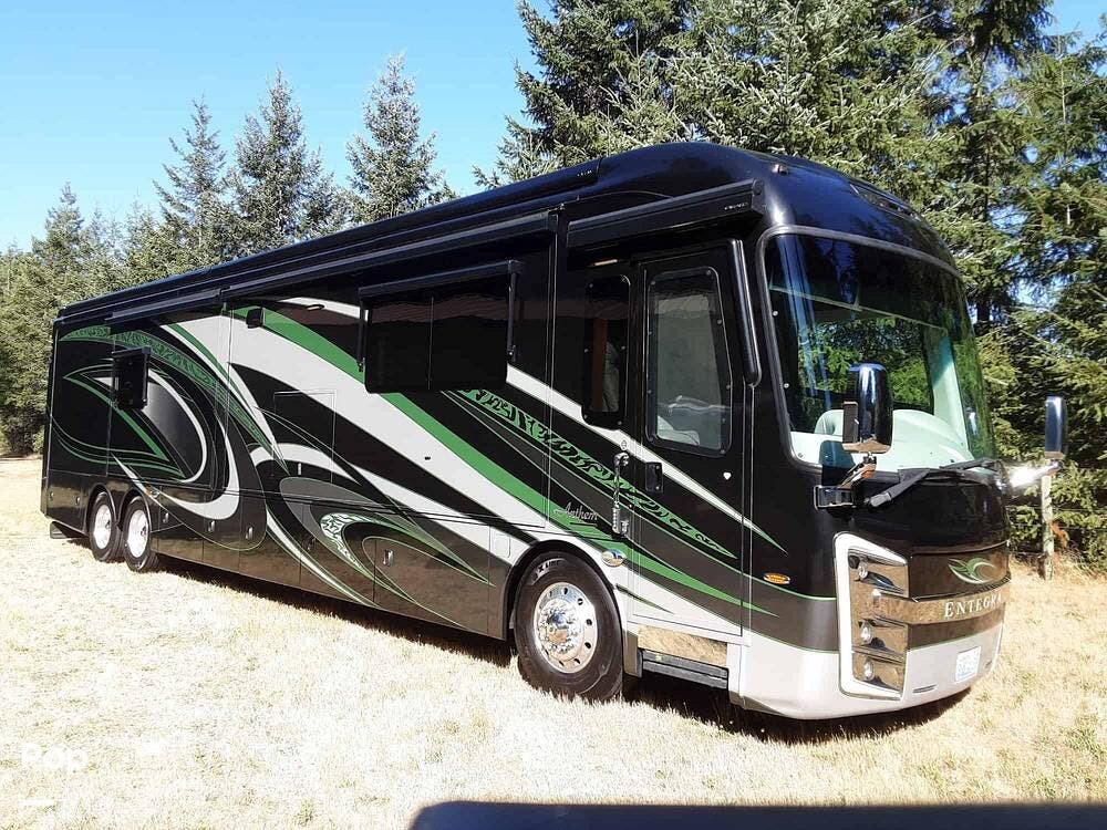 Call now about this 2016 Entegra Coach Anthem 44B! 2016 Entegra Coach Anthem 44B - Used Diesel Pusher For Sale by Pop RVs in Port Orchard, Washington features Air Conditioning, Leveling Jacks, Slideout, Awning, Generator