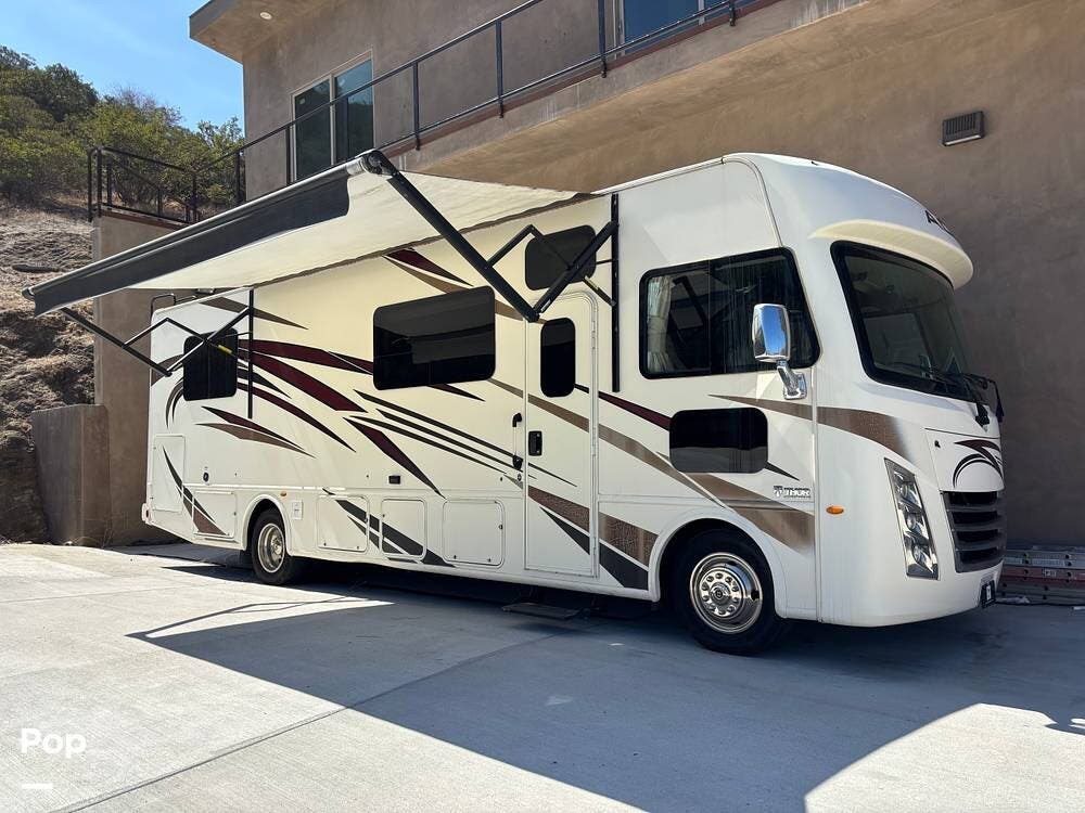 Contact us now about this 2020 Thor Motor Coach A.C.E. 30.4! 2020 A.C.E. 30.4 by Thor Motor Coach from Pop RVs in San Diego, California