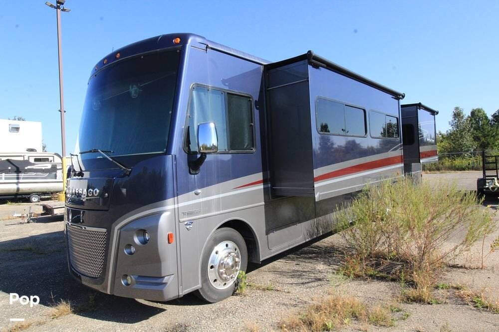 Call now about this 2021 Winnebago Adventurer 36Z! 2021 Winnebago Adventurer 36Z - Used Class A For Sale by Pop RVs in Dayton, Ohio features Air Conditioning, Slideout, Generator, Awning, Leveling Jacks
