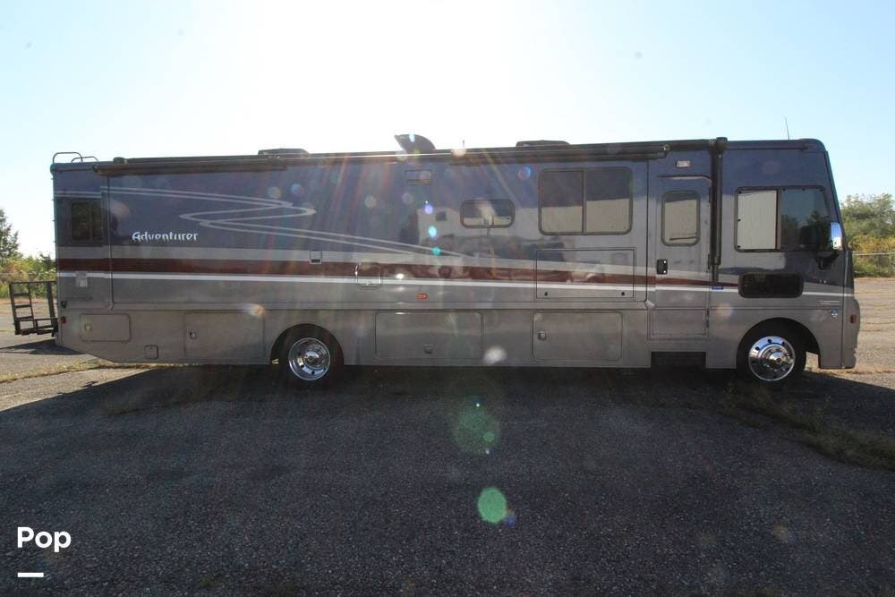Contact us now about this 2021 Winnebago Adventurer 36Z! 2021 Adventurer 36Z by Winnebago from Pop RVs in Dayton, Ohio