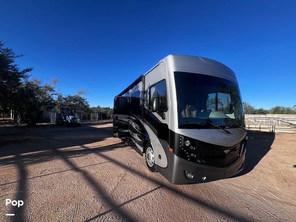 Contact us now about this 2021 Fleetwood Pace Arrow 33D! 2021 Pace Arrow 33D by Fleetwood from Pop RVs in Tucson, Arizona