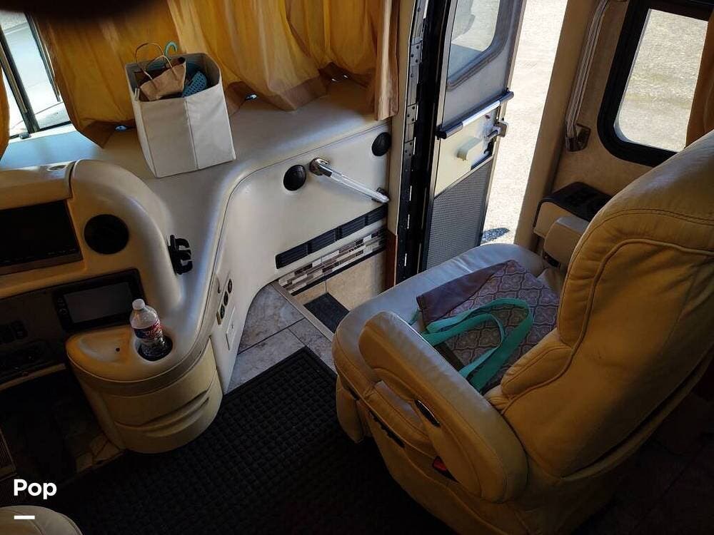 Used 2004 Four Winds Mandalay 38A available in Jasper, Georgia