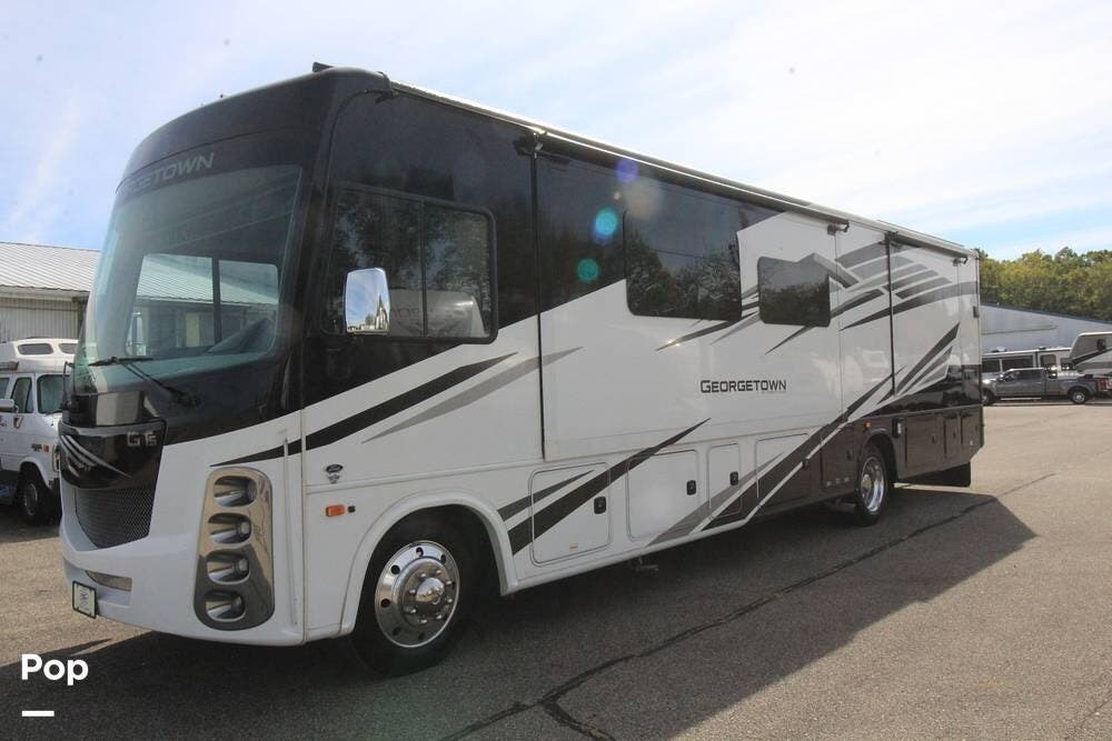 Contact us now about this 2022 Forest River Georgetown GT5 34M! 2022 Georgetown GT5 34M by Forest River from Pop RVs in Franklin, Ohio