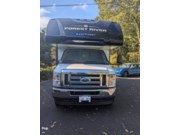 Call now about this 2025 East to West Entrada 2200S! 2025 East to West Entrada 2200S - Used Class C For Sale by Pop RVs in Coventry, Rhode Island features Slideout