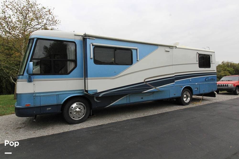 Used 1999 Airstream Cutter 35 available in Cincinnati, Ohio