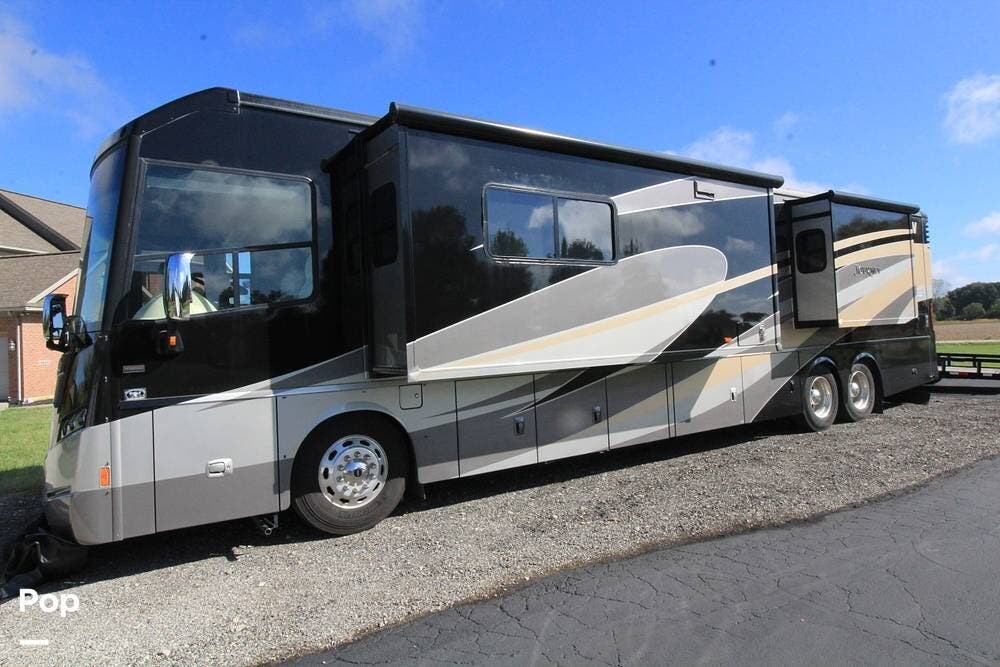 Call now about this 2013 Winnebago Journey 42E! 2013 Winnebago Journey 42E - Used Diesel Pusher For Sale by Pop RVs in Winchester, Indiana features Slideout, Generator, Air Conditioning, Leveling Jacks, Awning