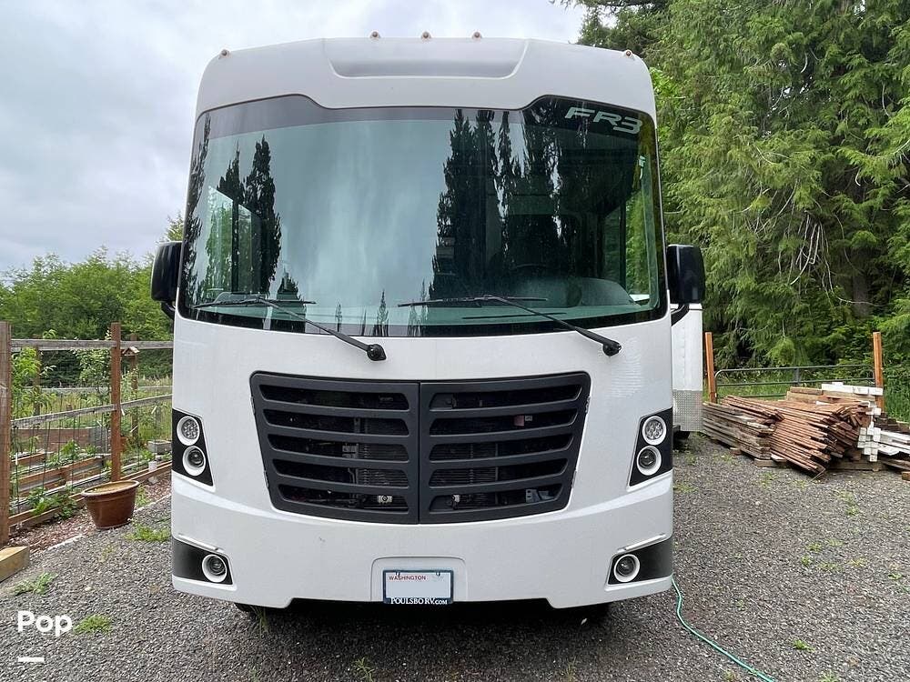 Call now about this 2021 Forest River FR3 30DS! 2021 Forest River FR3 30DS - Used Class A For Sale by Pop RVs in Bremerton, Washington features Leveling Jacks, Generator, Air Conditioning, Awning, Slideout
